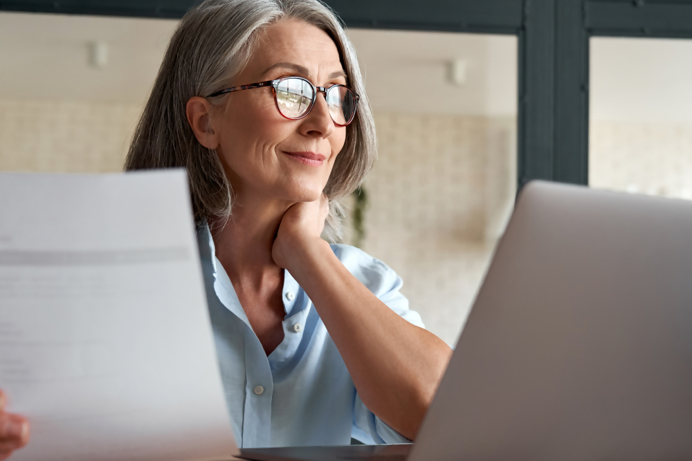 Individual engaging with YMC Campus on a laptop to learn about PortfolioAnalyst